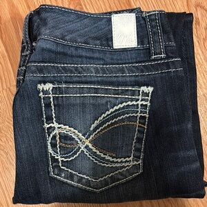 Maurice’s Capri Size 7/8